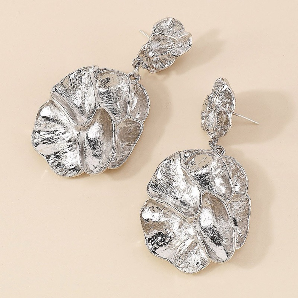 Flower Geometric Pendant Earrings- Silver NWT